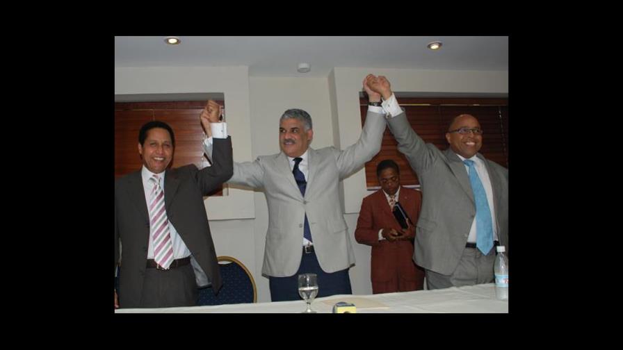 Carlos Batista, El hombre más bello candidato a regidor por el PRD