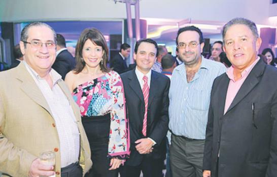 Claro y RIM lanzan Blackberry Torch 9800