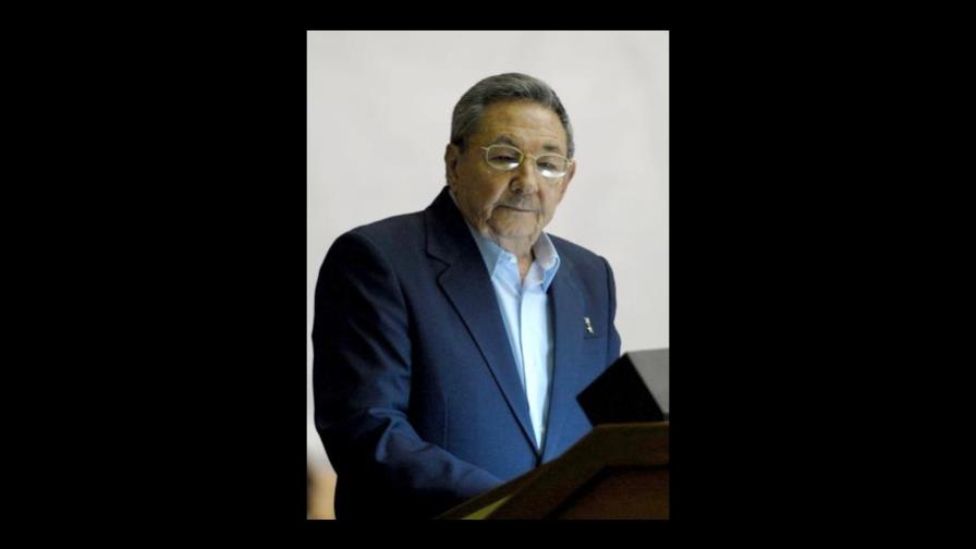 Raúl Castro se atrinchera ante críticas internacionales y posterga reformas