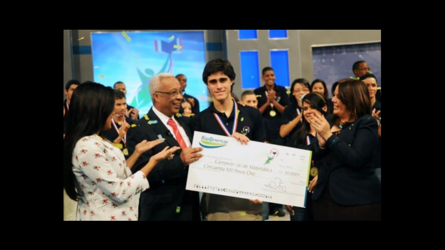Estudiante de Santiago gana el Concurso Nacional de Matemática Estudiante de Santiago gana el Concurso Nacional de Matemática
