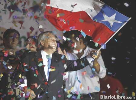 Piñera alza la bandera