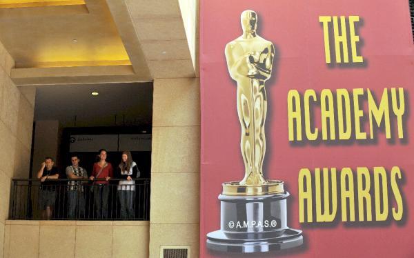 Hollywood está listo para unos Óscar en los que lloverá humor