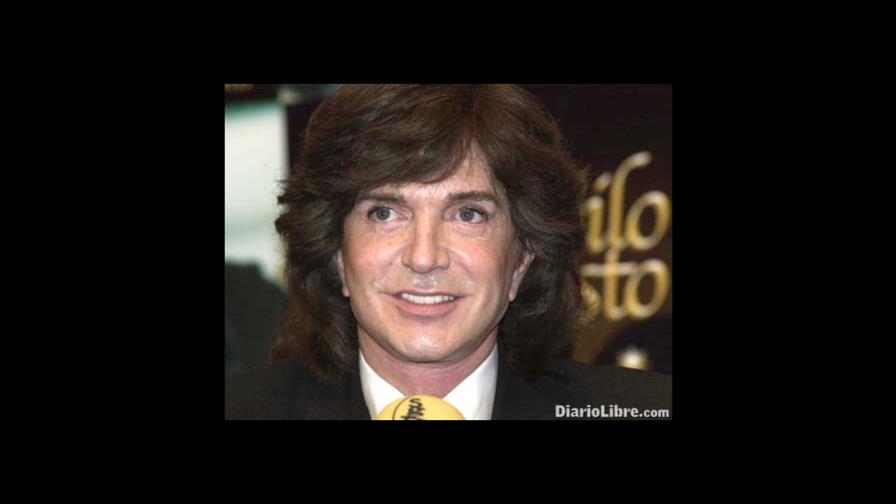 Camilo Sesto se despedirá de los escenarios en octubre