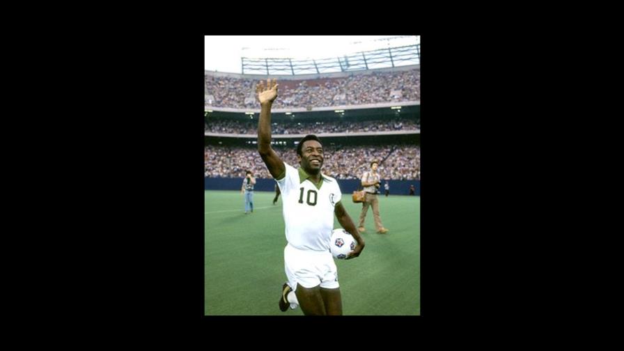 Uno de los hijos de Pelé busca espacio en el fútbol a los 13 años