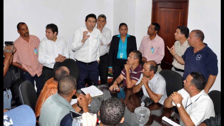 Edenorte y comunidades de Sabana Iglesia y Baitoa llegan a un acuerdo