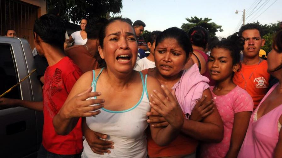 Asesinan a tiros 15 obreros de fábrica zapatos en Honduras