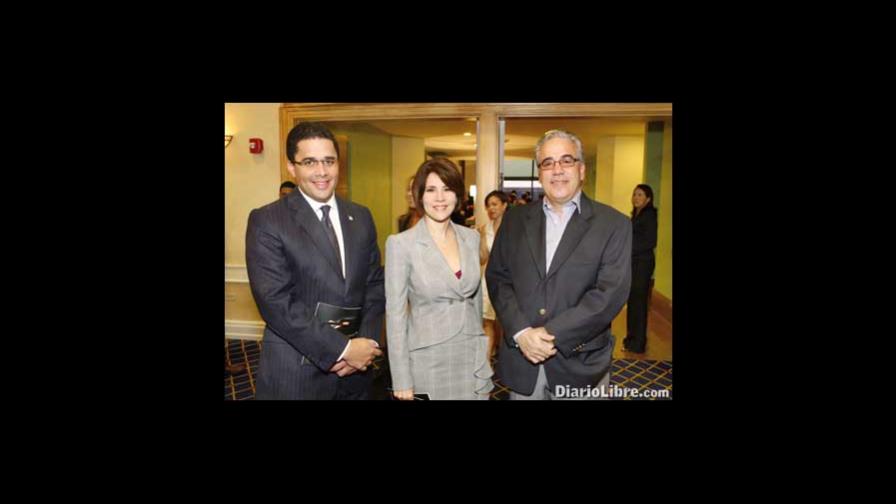 El gurú Don Peppers dictó una conferencia sobre Era del Cliente El gurú Don Peppers dictó una conferencia sobre Era del Cliente