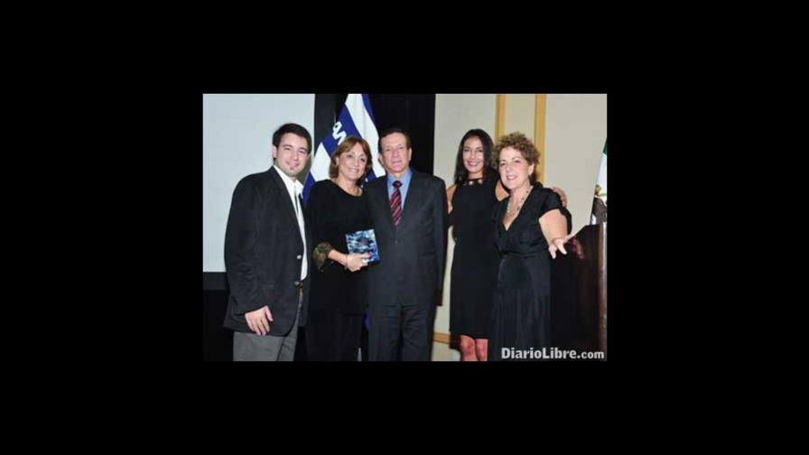 Prieto Tours recibe premio