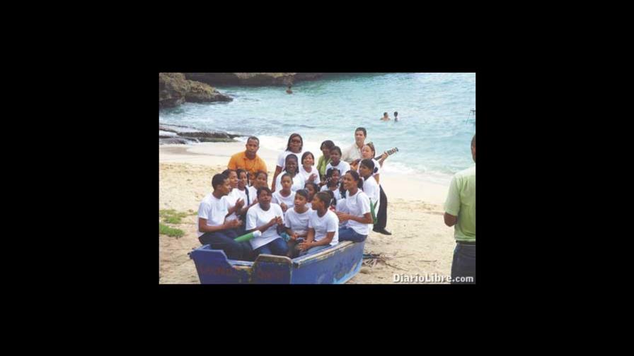 Celebran Día Mundial de los Océanos en 16 provincias Celebran Día Mundial de los Océanos en 16 provincias