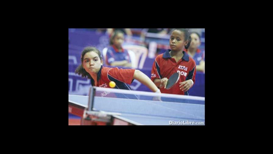 RD ganó dos preseas oro en tenis de mesa