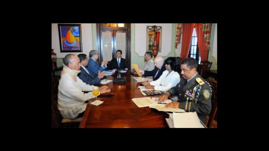 Reclutarán 2,000 policías más para que patrullen las calles Reclutarán 2,000 policías más para que patrullen las calles