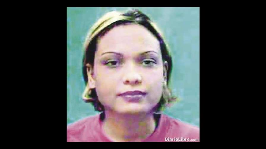 Leavy sacó pasaporte con identidad falsa