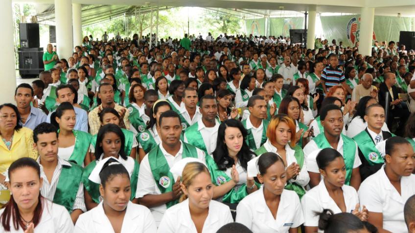 Despacho Primera Dama gradúa 5,357 técnicos vocacionales en El Seibo