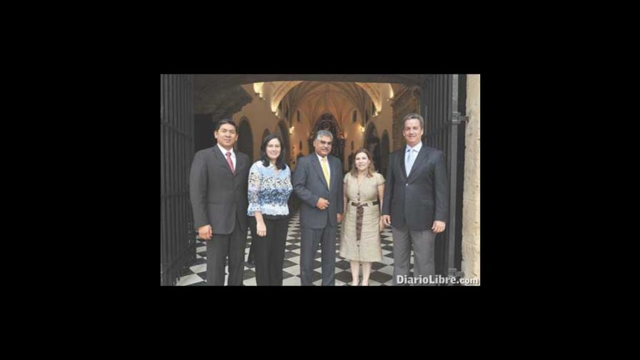 Copa Airlines celebra misa por sus 25 años