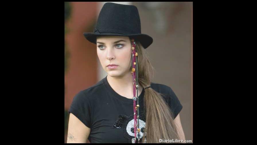 Belinda se escondió en la basura