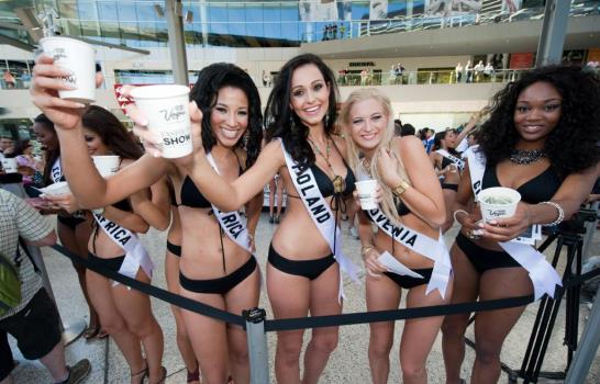 Elegancia y belleza en Miss Universo Elegancia y belleza en Miss Universo