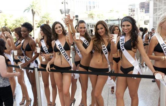 Elegancia y belleza en Miss Universo Elegancia y belleza en Miss Universo