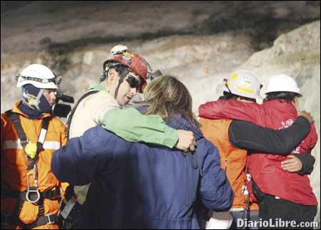 Rescatan a mineros chilenos tras 69 días
