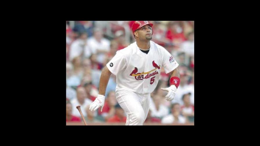 Cardenales 8, Astros 5; Pujols regresa con dos sencillos