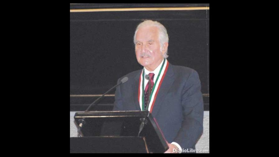 Carlos Fuentes viene a la Feria del Libro