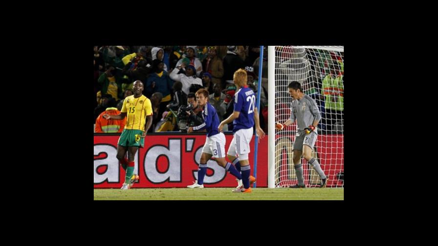 Japón vence 1-0 a Camerún
