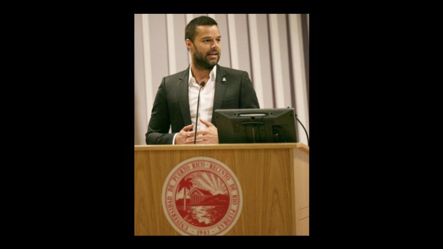 Ricky Martin denuncia venta de niños por Internet y a cambio de cerveza