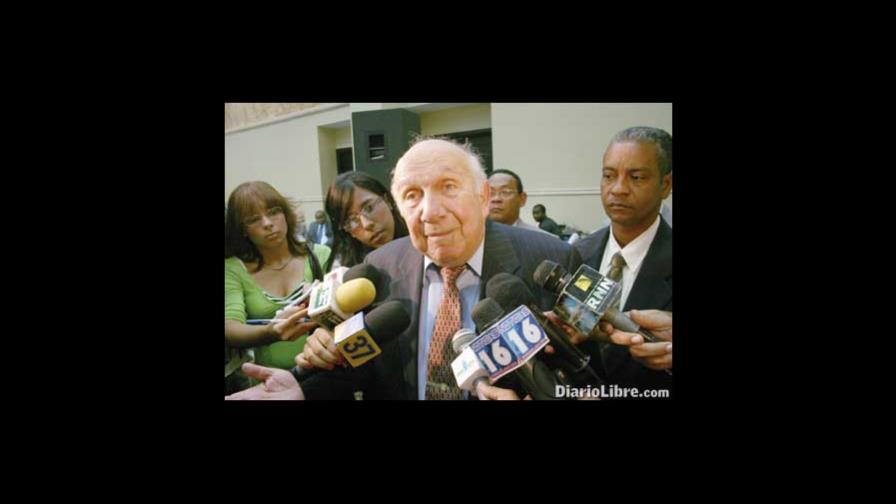 Vincho propone nueva reforma a Constitución