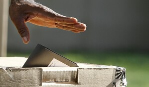 Dominicanos se alejan de los partidos, no necesariamente de las urnas