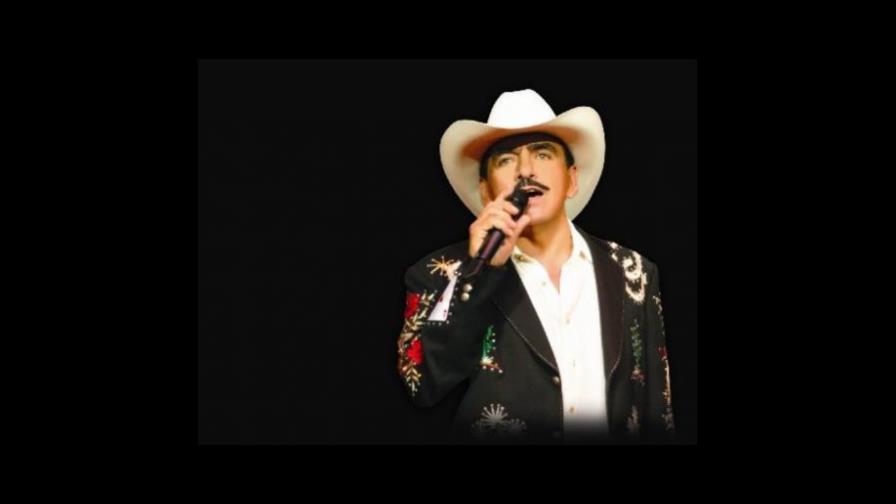Joan Sebastian pide justicia para su hijo