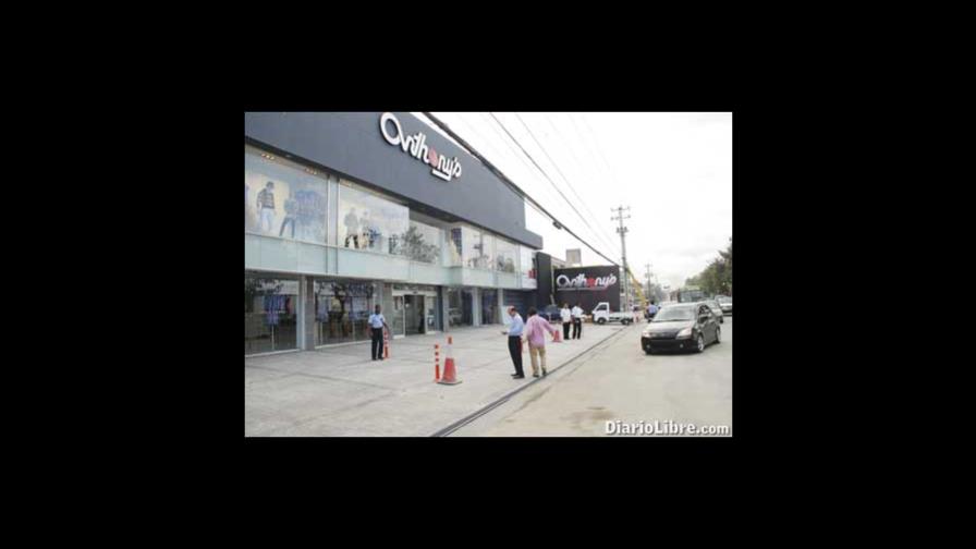 Luperon Ave is a great shopping area