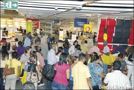 Ikea abre sus puertas en RD; LF dice que ayudará la economía