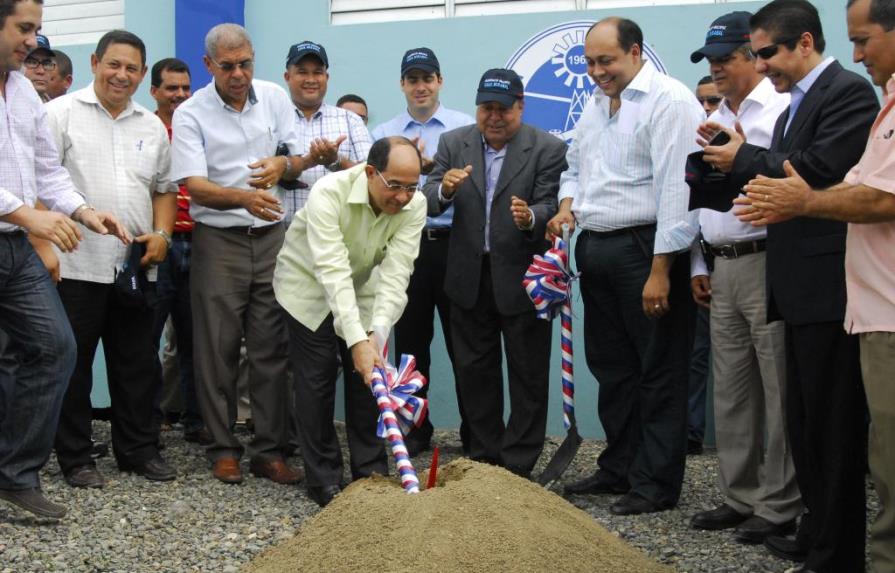 INAPA inicia construcción del acueducto Hermanas Mirabal