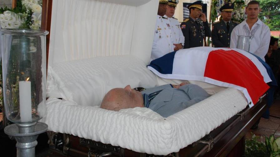 Durante velatorio de Freddy miles resaltaron sus cualidades