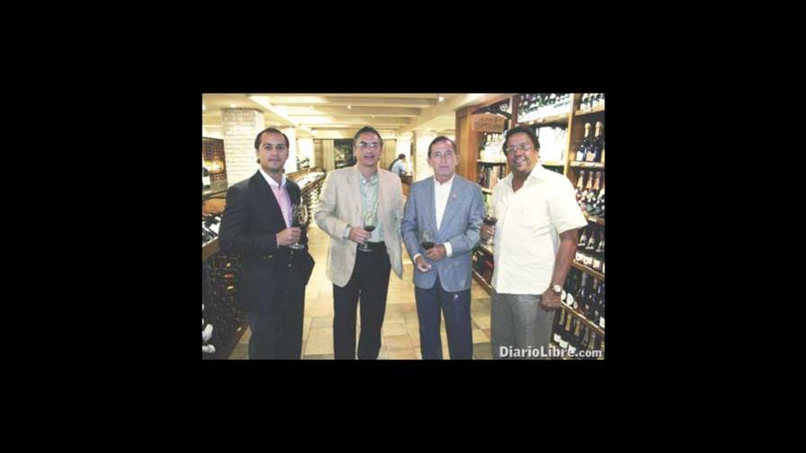 Club de Vinos Lam aprovecha la visita de Carmelo Rodero