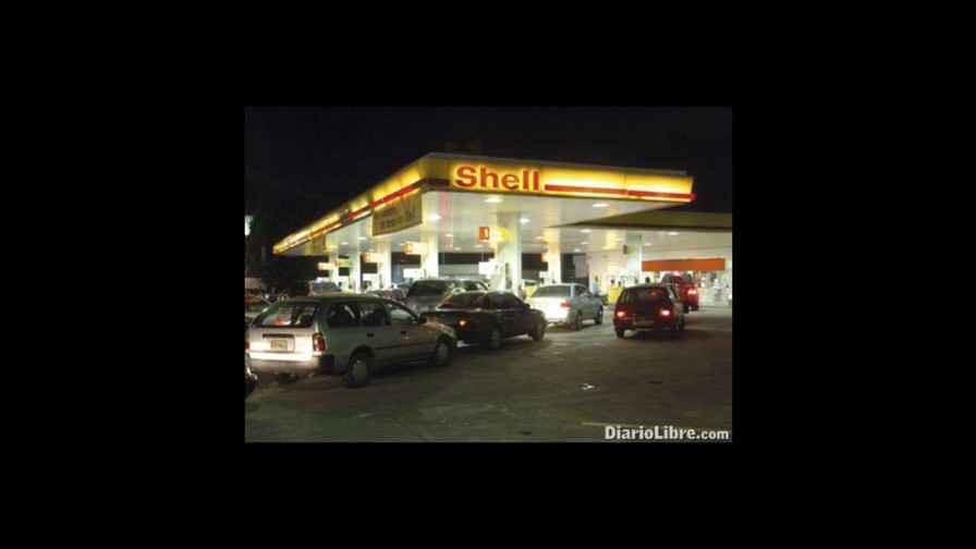 Shell venderá sus estaciones a Sol; Gobierno debe aprobarla Shell venderá sus estaciones a Sol; Gobierno debe aprobarla