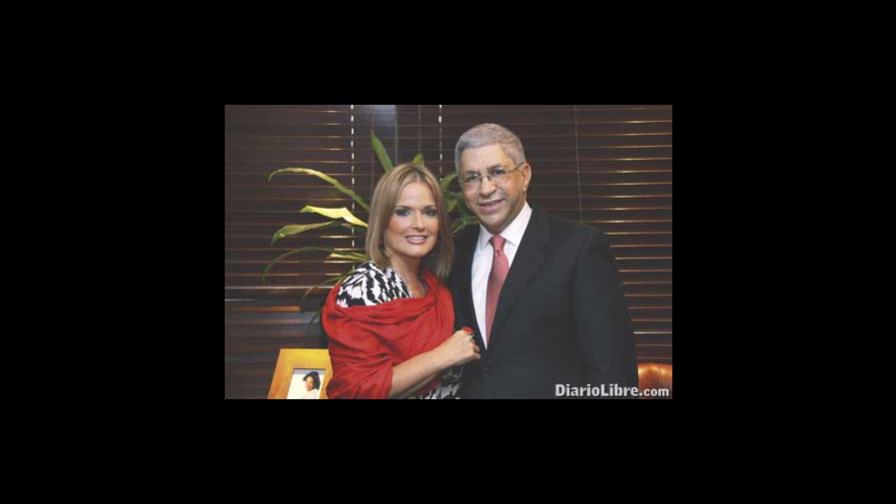 Director de DL recibe visita de Rebecca Rincón