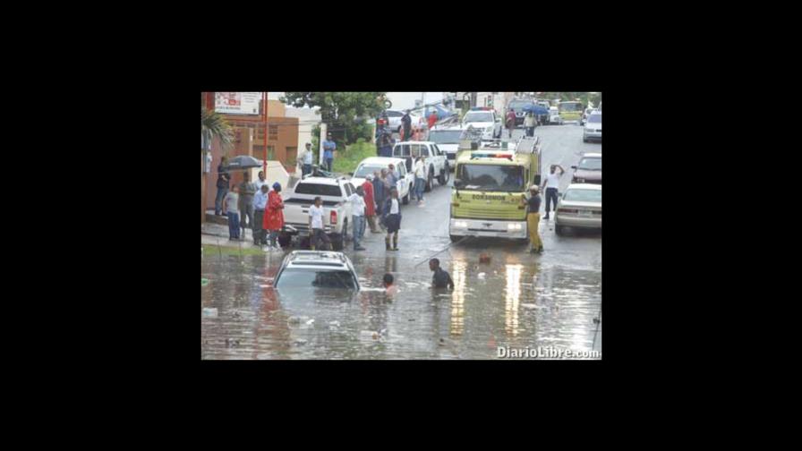 Chaos in Santo Domingo due to rains Chaos in Santo Domingo due to rains