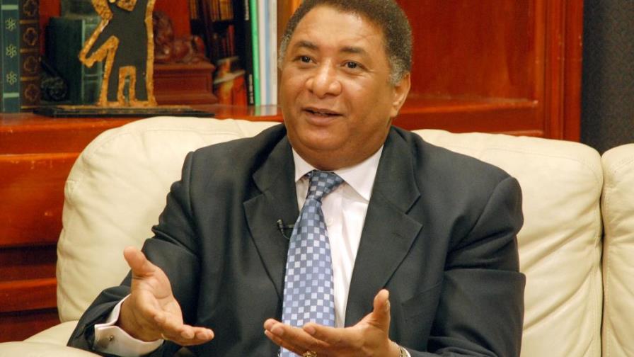 José Miguel Gómez gana presidencia de la Sociedad de Siquiatría