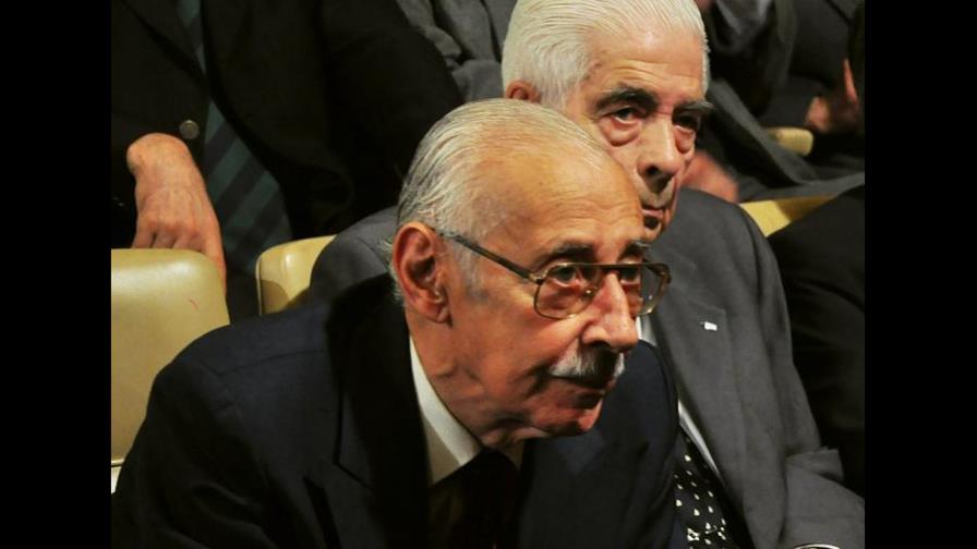 Cadena perpetua a ex dictador de Argentina Cadena perpetua a ex dictador de Argentina