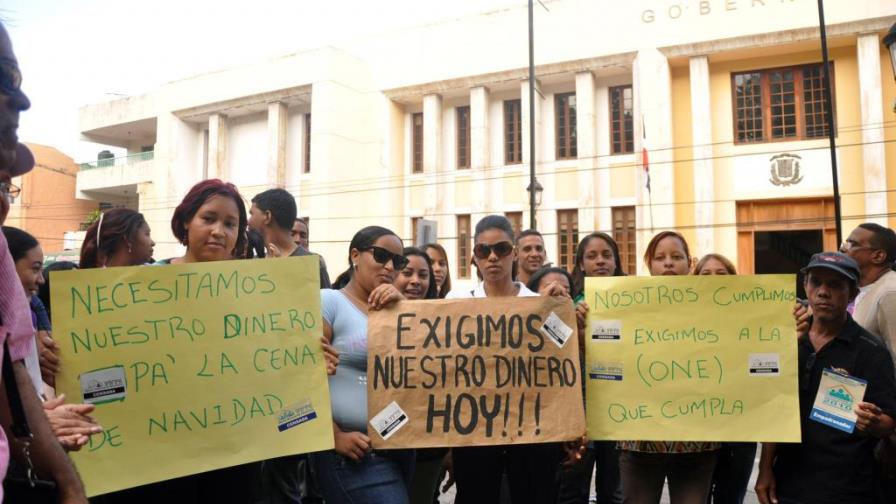 ONE dice pagó a empadronadores de 10 provincias ONE dice pagó a empadronadores de 10 provincias