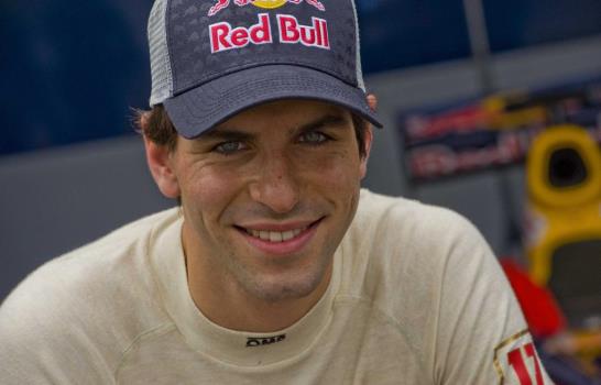 Alguersuari deleitó a los dominicanos en el Red Bull fórmula Santo Domingo