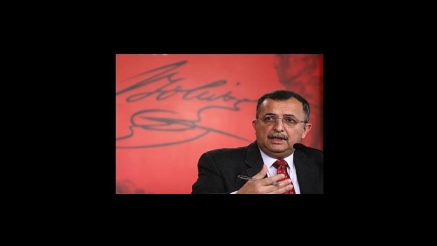 Renuncia Ramón Carrizález, vicepresidente y ministro de Defensa de Venezuela