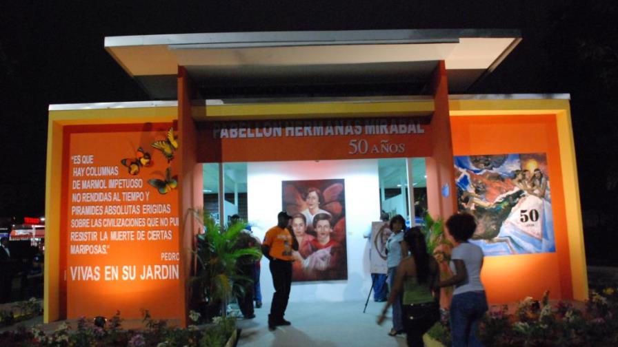 Inauguran Pabellón en honor a las Hermanas Mirabal en la FIL 2010