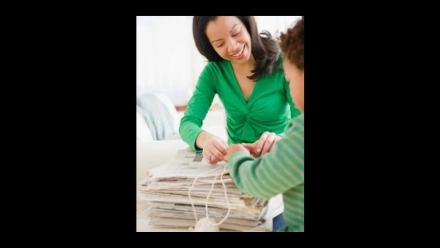 A usar las 3 R en familia: Reducir, Reciclar y Reutilizar A usar las 3 R en familia: Reducir, Reciclar y Reutilizar