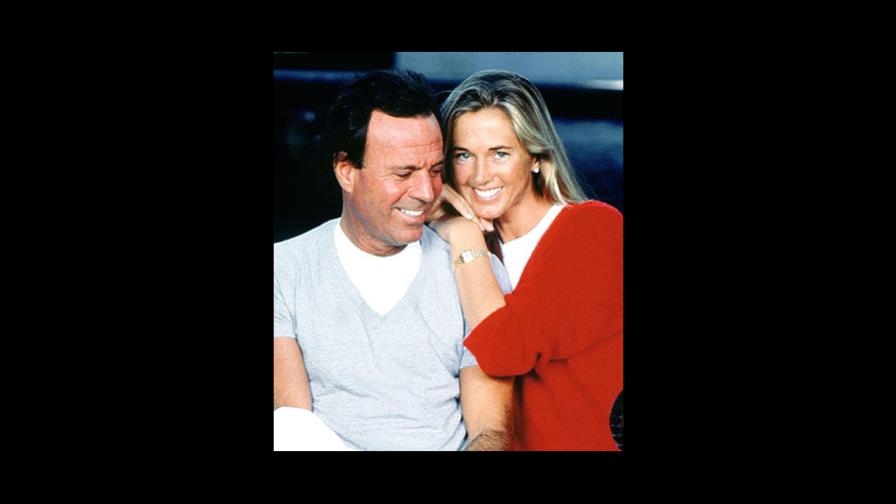 Julio Iglesias y Miranda Rijnsburger se casan tras 20 años juntos