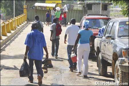Tras terremoto Haití, unos 57 mil ilegales se han quedado en el país