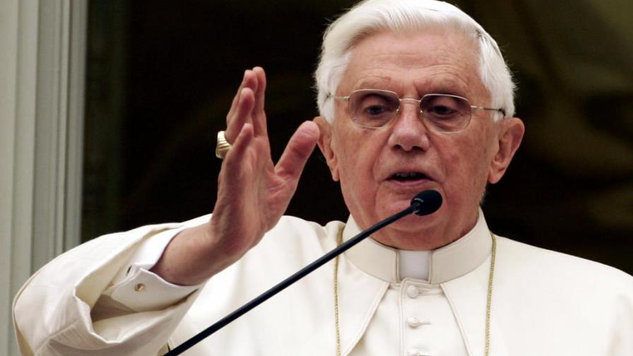 Papa exhorta a los curas a vivir coherente con el sacerdocio