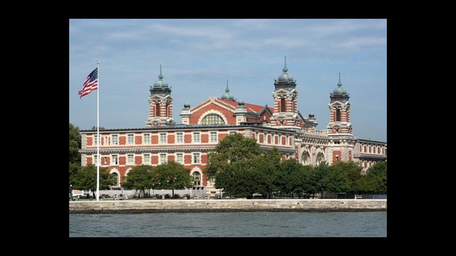Miles dominicanos llegaron a NY a través de Ellis Island, según estudio Miles dominicanos llegaron a NY a través de Ellis Island, según estudio