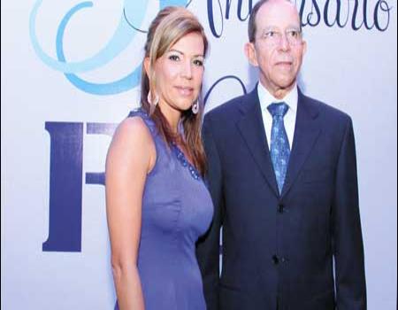 Los 55 años de Optica Félix, celebrados con buenos ojos