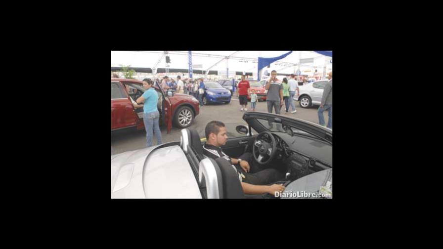 Banco Popular financia 16 mil carros en 12 años